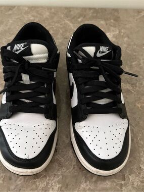 Nike Panda Dunk Low Tops Women’s Size 7.5